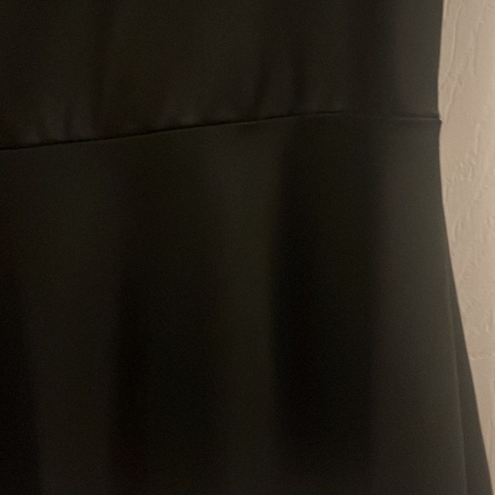 Top - Picture 4 of 4